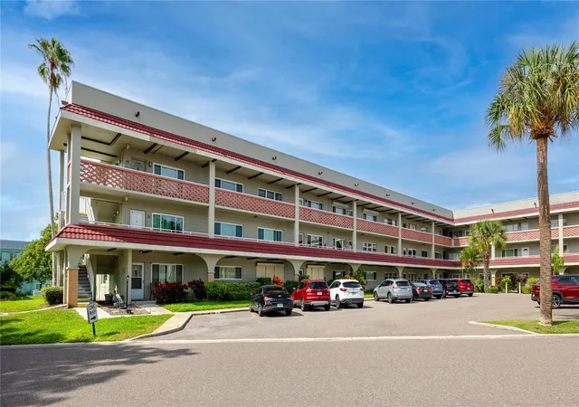 2072-australia-way-w-42-clearwater-fl-33763/hzid_9717048b
