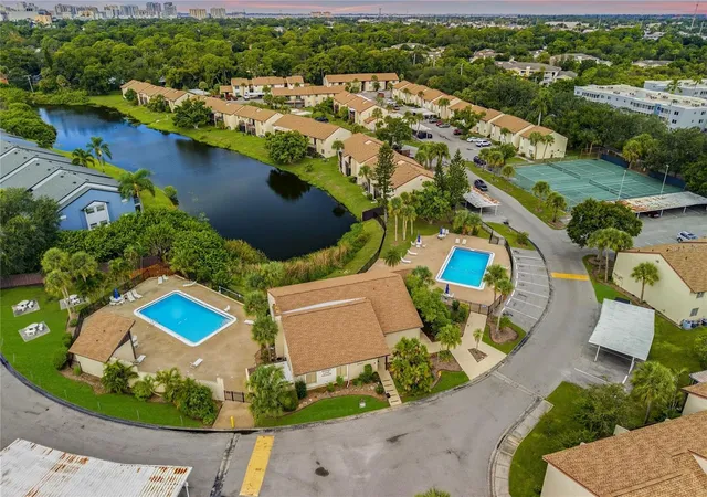 2744-hidden-lake-blvd-c-sarasota-fl-34237/hzid_4dbf3c50