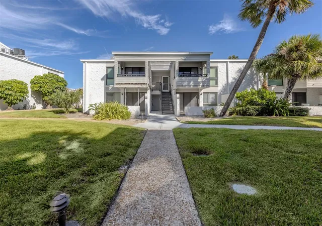 1555-tarpon-ctr-dr-140-venice-fl-34285/hzid_4b934331
