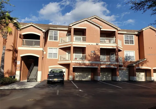 8813-villa-view-cir-104-orlando-fl-32821/hzid_bbb5eec9