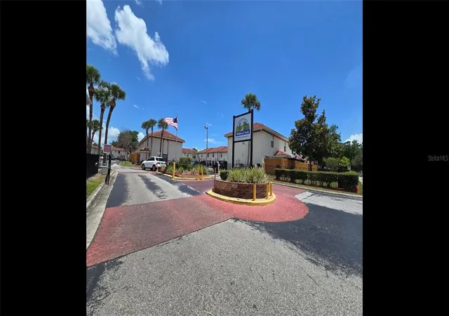 1611-shady-ridge-ct-260-orlando-fl-32807/hzid_ca7e4459