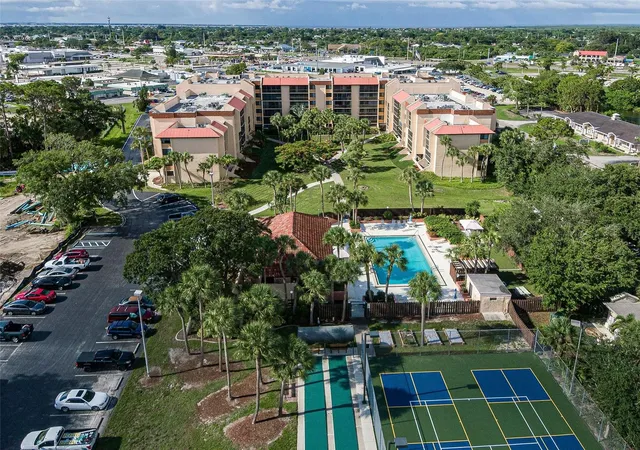 3006-caring-way-310-port-charlotte-fl-33952/hzid_524ba054
