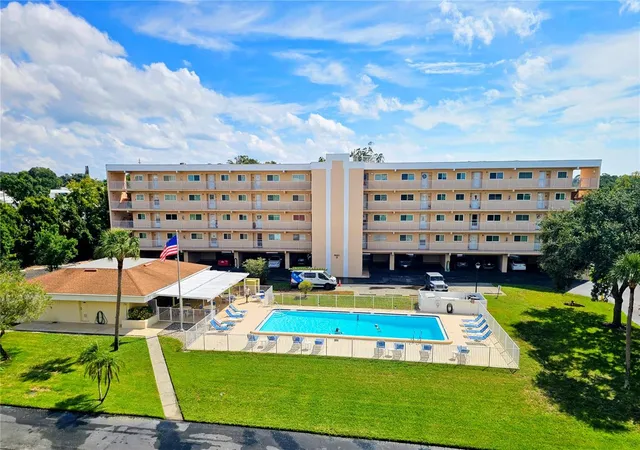 9490-harbor-greens-way-503-seminole-fl-33776/hzid_1ebc65fb