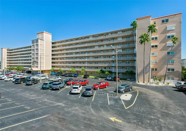 1847-shore-crst-dr-710-south-pasadena-fl-33707/hzid_b920d72a