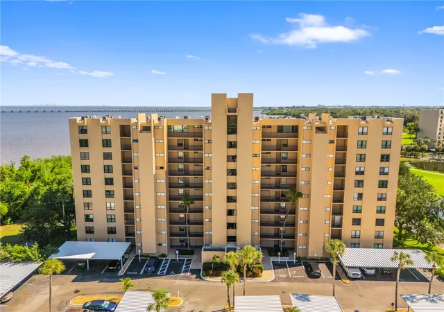 2616-cvs-cay-dr-105-clearwater-fl-33760/hzid_716343bb