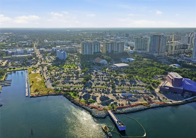 800-n-tamiami-trl-201-sarasota-fl-34236/hzid_d698979c