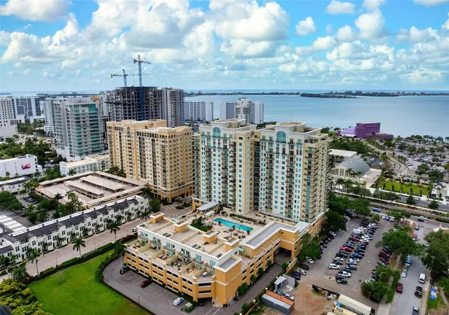800-n-tamiami-trl-1504-sarasota-fl-34236/hzid_b14437a0