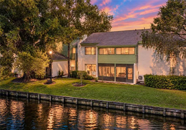4106-pinelake-ln-101-tampa-fl-33618/hzid_c4a4c4a9