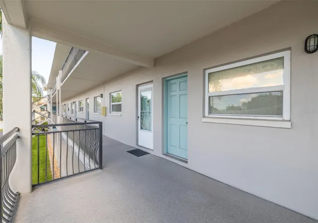 211-pasadena-ave-n-206-saint-petersburg-fl-33710/hzid_9b79bbf6