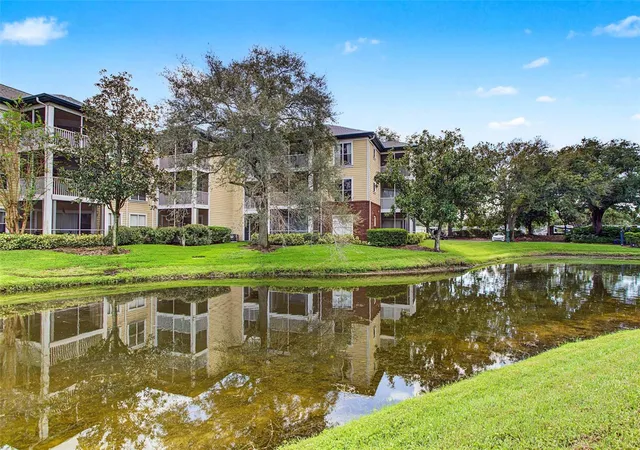 4211-chatham-oak-ct-111-tampa-fl-33624/hzid_6c1f62b0