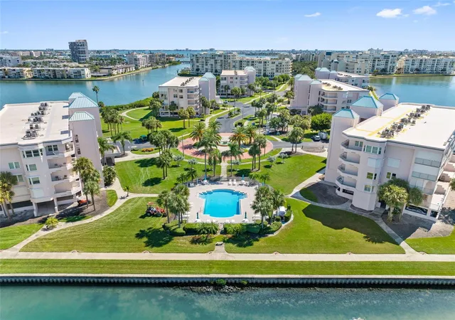 8021-sailboat-key-blvd-s-304-st-pete-beach-fl-33707/hzid_e99ae38b