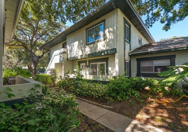 2924-lichen-ln-c-clearwater-fl-33760/hzid_cfc865bb