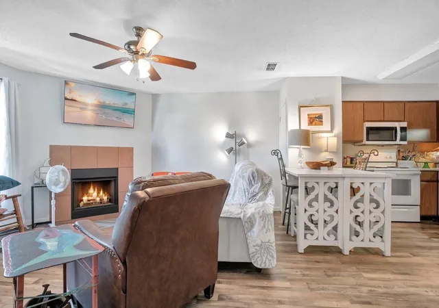 791-assisi-ln-1706-jacksonville-fl-32233/hzid_7b78c124