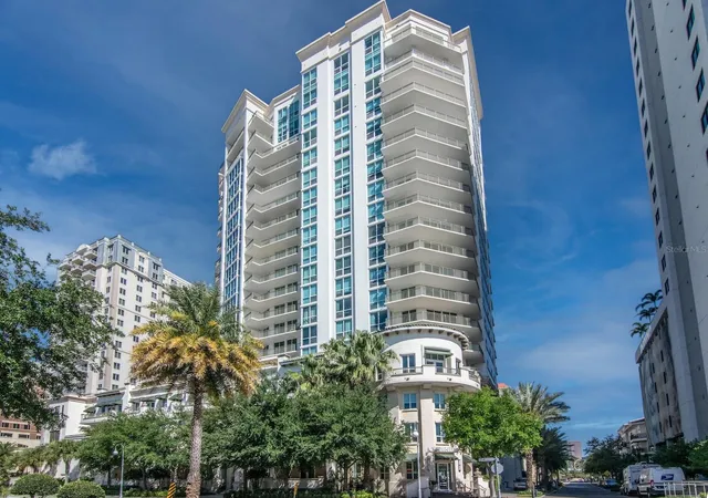 450-knights-run-ave-803-tampa-fl-33602/hzid_8912860c