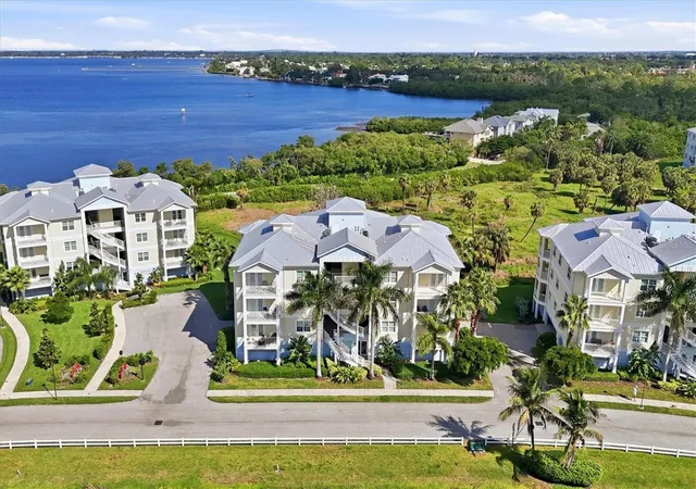 7920-34th-avenue-w-303-bradenton-fl-34209/hzid_c7e06e29