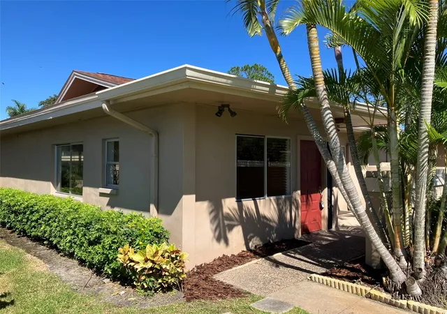 2460-laurelwood-dr-e-clearwater-fl-33763/hzid_d4fba969