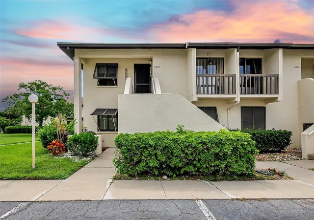 4646-longwater-chase-98-sarasota-fl-34235/hzid_ee7605d2