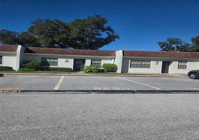 9250-oakwood-ln-9250-seminole-fl-33776/hzid_3265288e