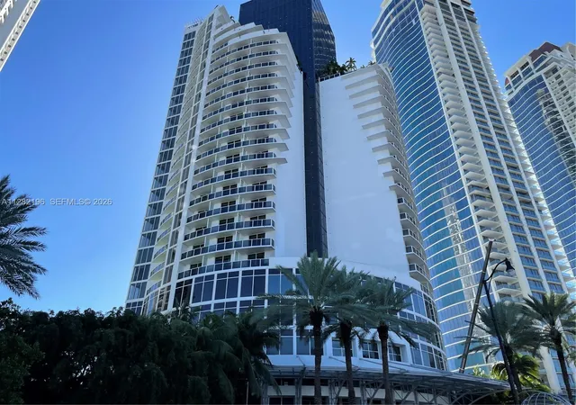 18001-collins-ave-2912-terrace-sunny-isles-beach-fl-33160/hzid_41f4b99e