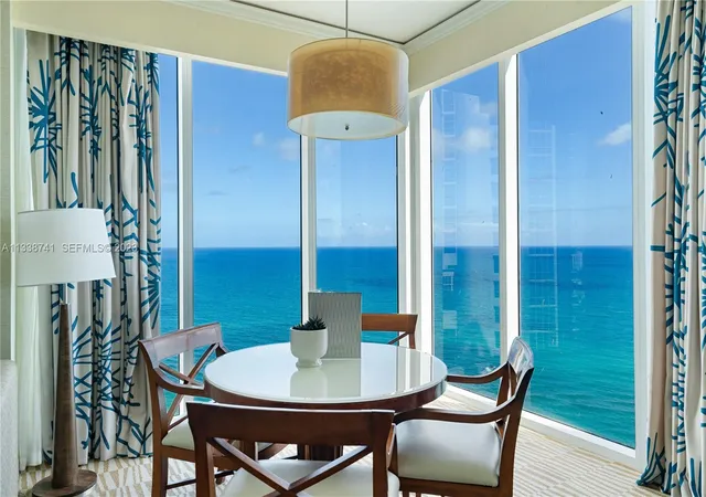 18001-collins-ave-2009-sunny-isles-beach-fl-33160/hzid_95fd5de6