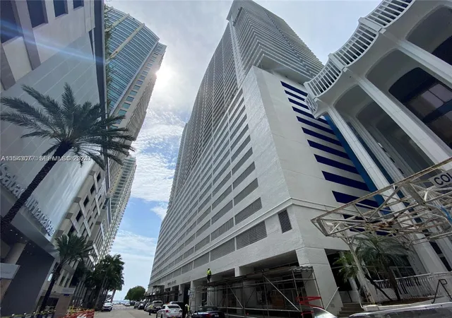 1200-brickell-bay-dr-3119-miami-fl-33131/hzid_ba780bb5