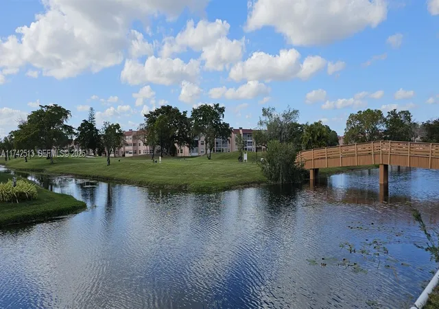 9380-sunrise-lakes-blvd-103-sunrise-fl-33322/hzid_38e385eb