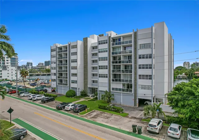 9381-e-bay-harbor-dr-301n-bay-harbor-islands-fl-33154/hzid_9236e5df