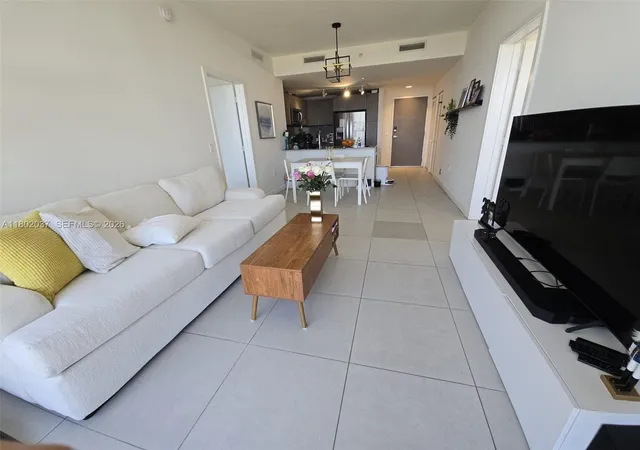 5350-nw-84th-ave-1207-doral-fl-33166/hzid_f6276d08