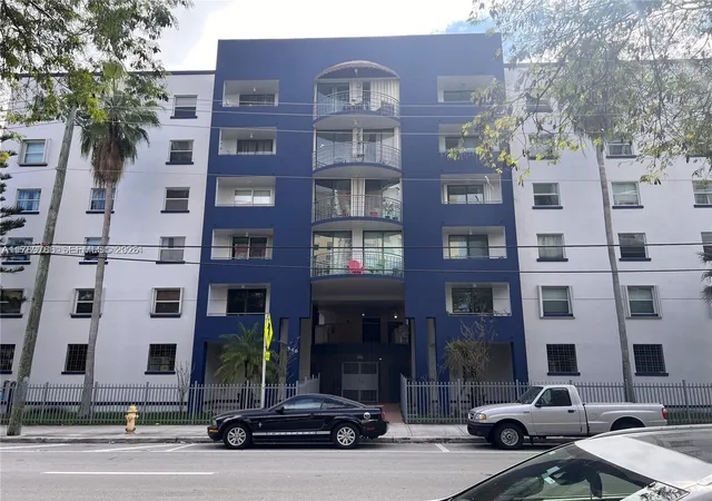 546-sw-1st-street-611-miami-fl-33130/hzid_a92b6d90