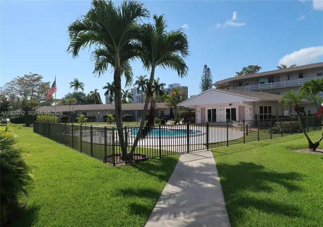 700-layne-blvd-112-hallandale-beach-fl-33009/hzid_8db0e844
