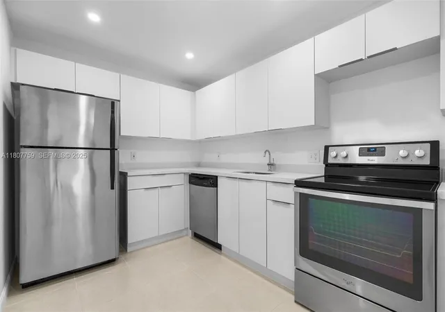 4222-inverrary-blvd-4211-lauderhill-fl-33319/hzid_2a09654c