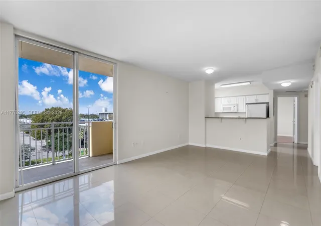 215-sw-42nd-ave-402-miami-fl-33134/hzid_e1d86403