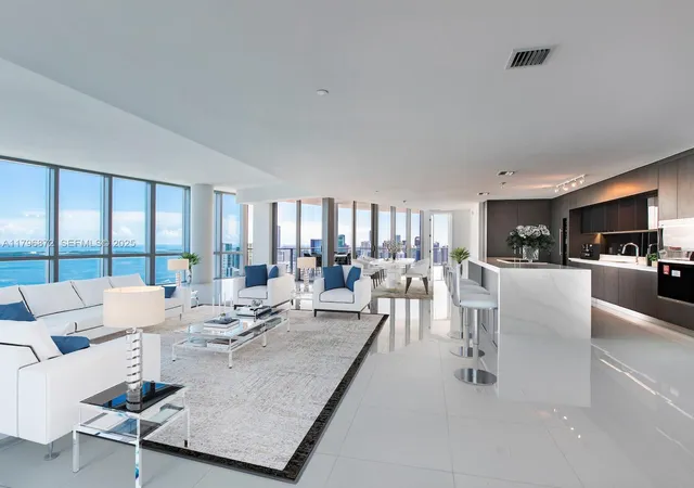 851-ne-1st-ave-ph5011-miami-fl-33132/hzid_fe4bdf31