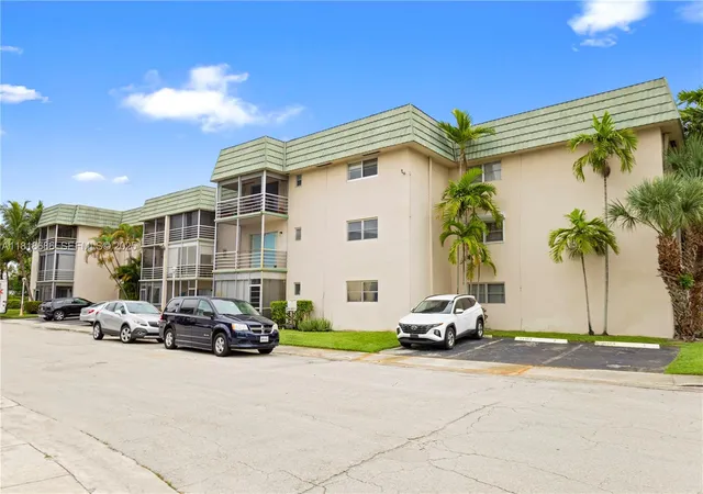 5790-stirling-212-212-hollywood-fl-33021/hzid_2f9927ce