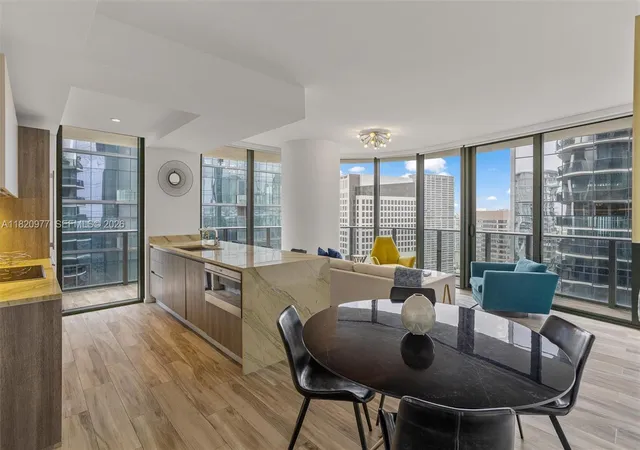 801-s-miami-ave-4205-miami-fl-33130/hzid_c75d1b3c