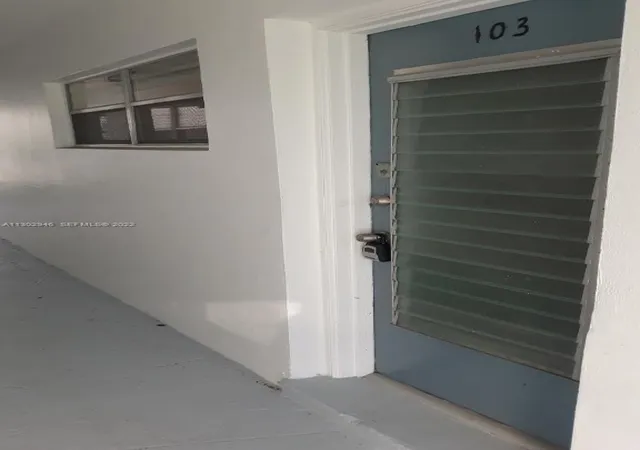 6520-winfield-blvd-103-margate-fl-33063/hzid_df50d90e