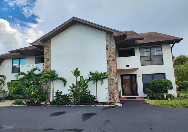 393-sw-35th-st-393-palm-city-fl-34990/hzid_756e623f