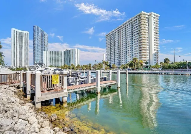 400-kings-point-dr-1219-sunny-isles-beach-fl-33160/hzid_33bb28df