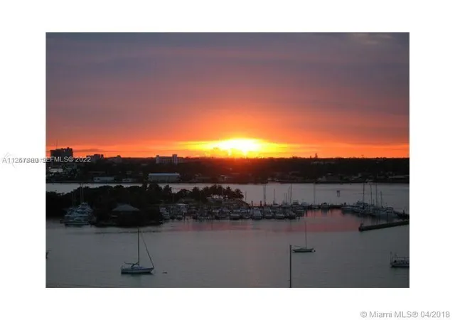 7904-w-dr-703-703-north-bay-village-fl-33141/hzid_a8e5cf09