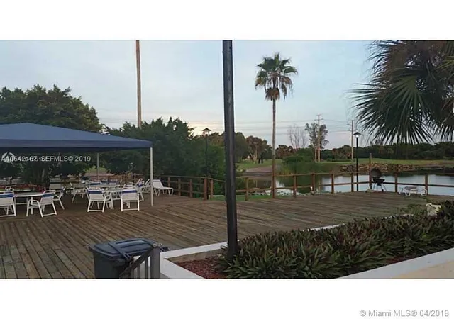 4164-inverrary-dr-813-lauderhill-fl-33319/hzid_0eb35706