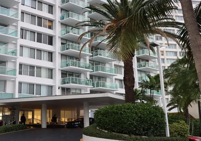 1000-w-ave-1032-1032-miami-beach-fl-33139/hzid_3d19612b
