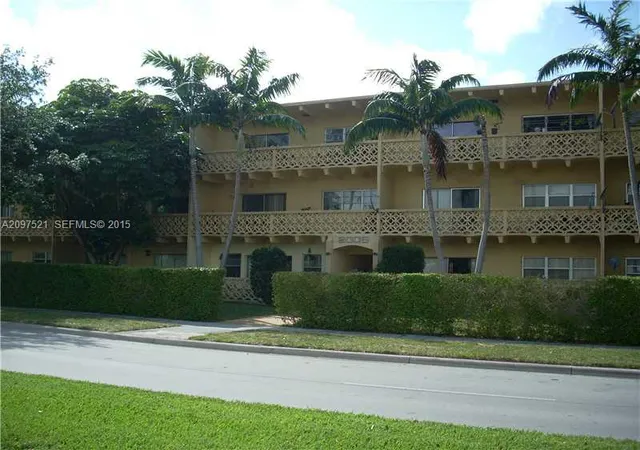 2005-sans-souci-blvd-303-north-miami-fl-33181/hzid_2c676172
