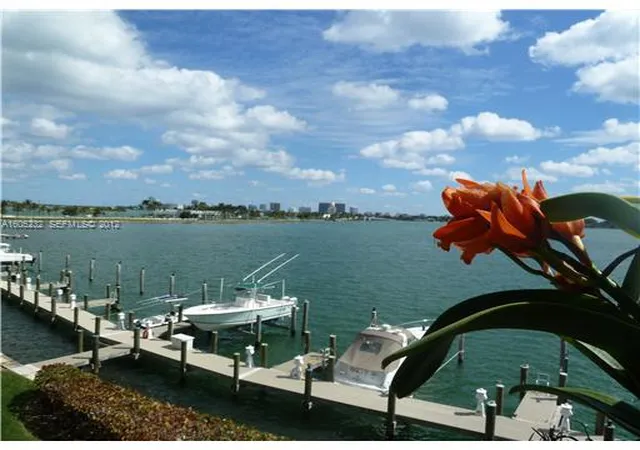 12000-n-bayshore-dr-308-north-miami-fl-33181/hzid_a9fb72c7