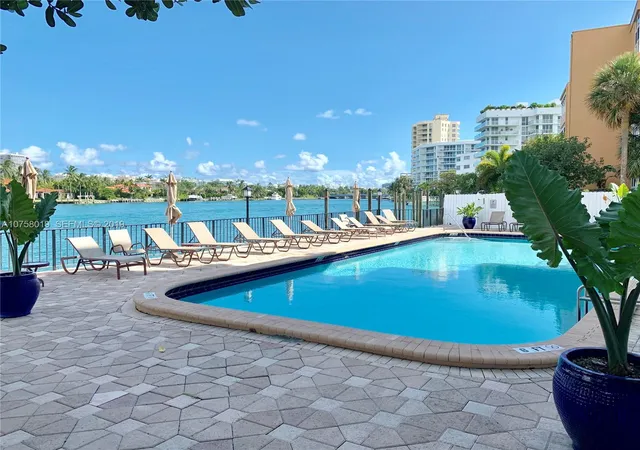 10101-e-bay-harbor-dr-309-bay-harbor-islands-fl-33154/hzid_ac8b72ab