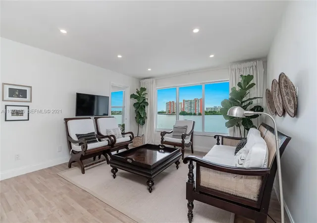 1160-ne-191st-street-34-miami-fl-33179/hzid_ded967bf