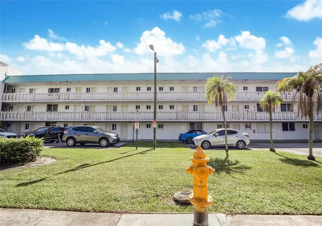 1160-ne-191st-st-36-miami-fl-33179/hzid_a195215f