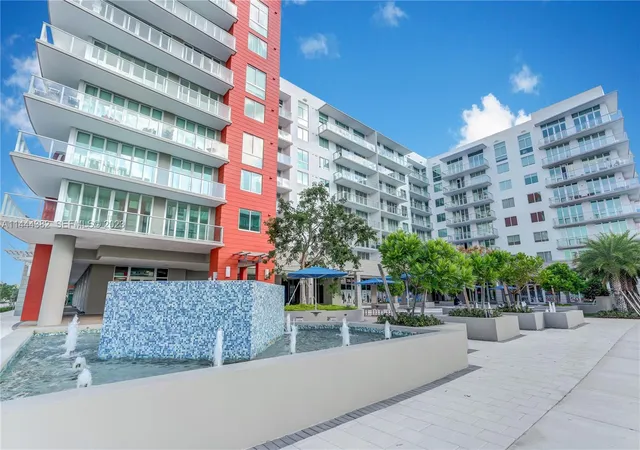 7825-nw-107th-ave-816-doral-fl-33178/hzid_3983ed5c