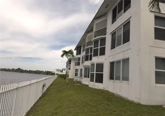 1160-ne-191st-st-24-miami-fl-33179/hzid_22a82636
