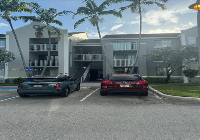 720-sw-111th-ave-307-pembroke-pines-fl-33025/hzid_d1847ee7