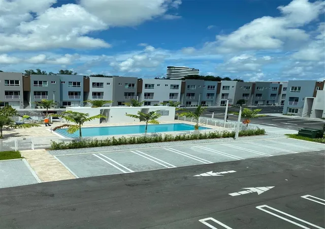2505-ne-193rd-st-4207-miami-fl-33180/hzid_4142bb72